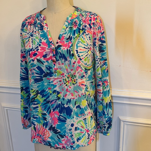 Bundle of 4 Lily Pulitzer Elsa Silk blouses - size XS - Picture 6 of 7